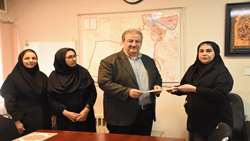 قدردانی معاون شبکه بهداشت و درمان شهرستان ری از همکاران فعال در روز جهانی نوزاد نارس و حوزه اهدای شیر مادر